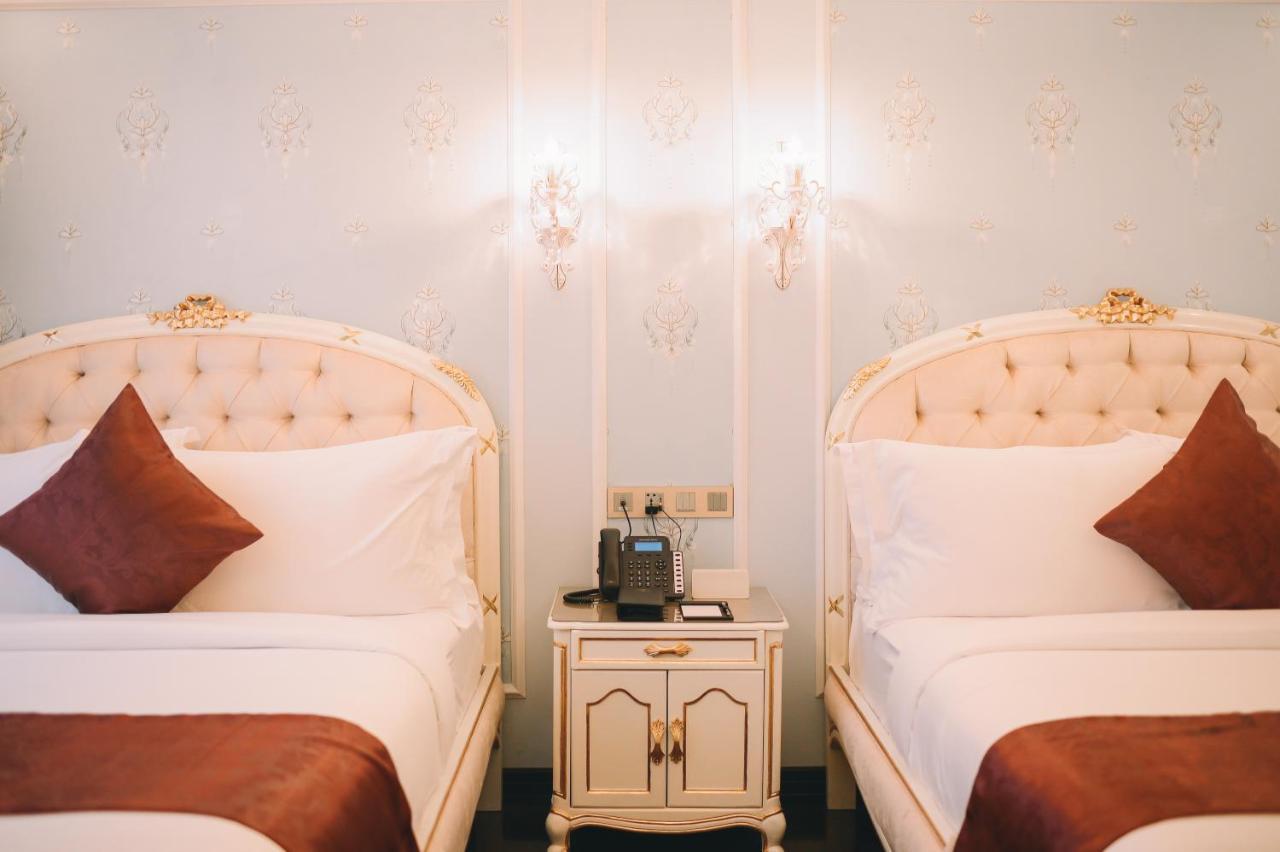 Lafaayette Luxury Suites Baguio City Esterno foto